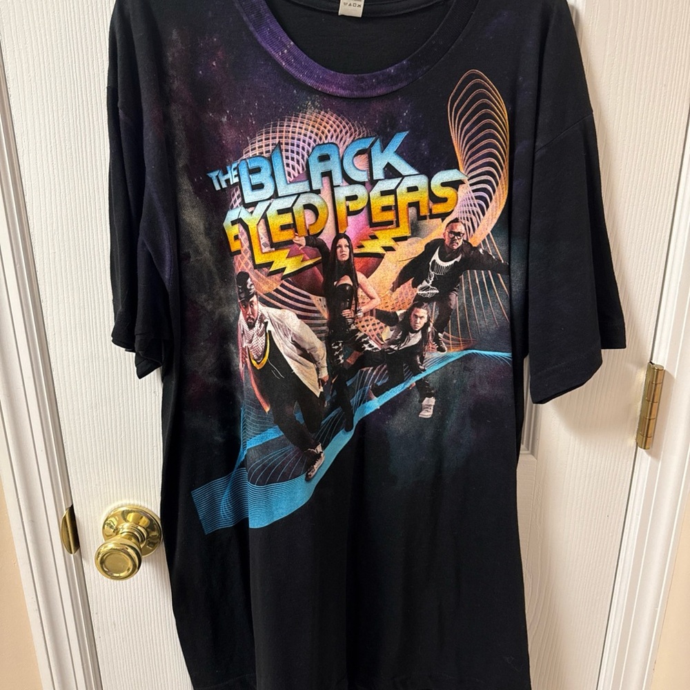 The Black Eyed Peas-Shirt Unisex Large Hip Hop Tour Merch Graphic-Never Worn